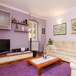 Djivo Apartamento *